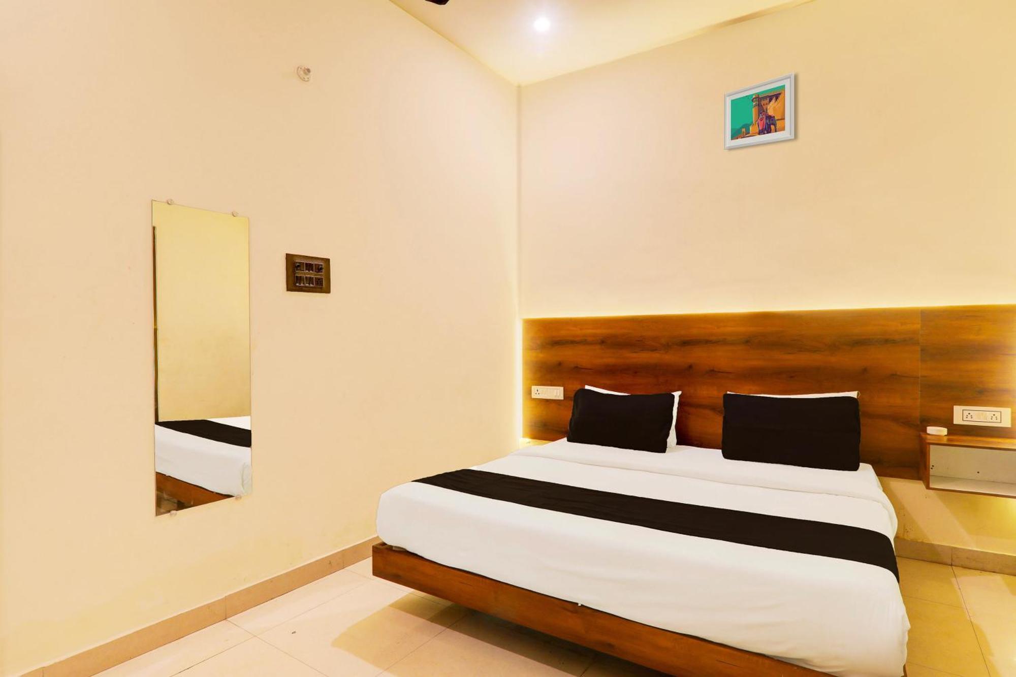 Hotel O Sr Grand Gorakhpur Exterior foto